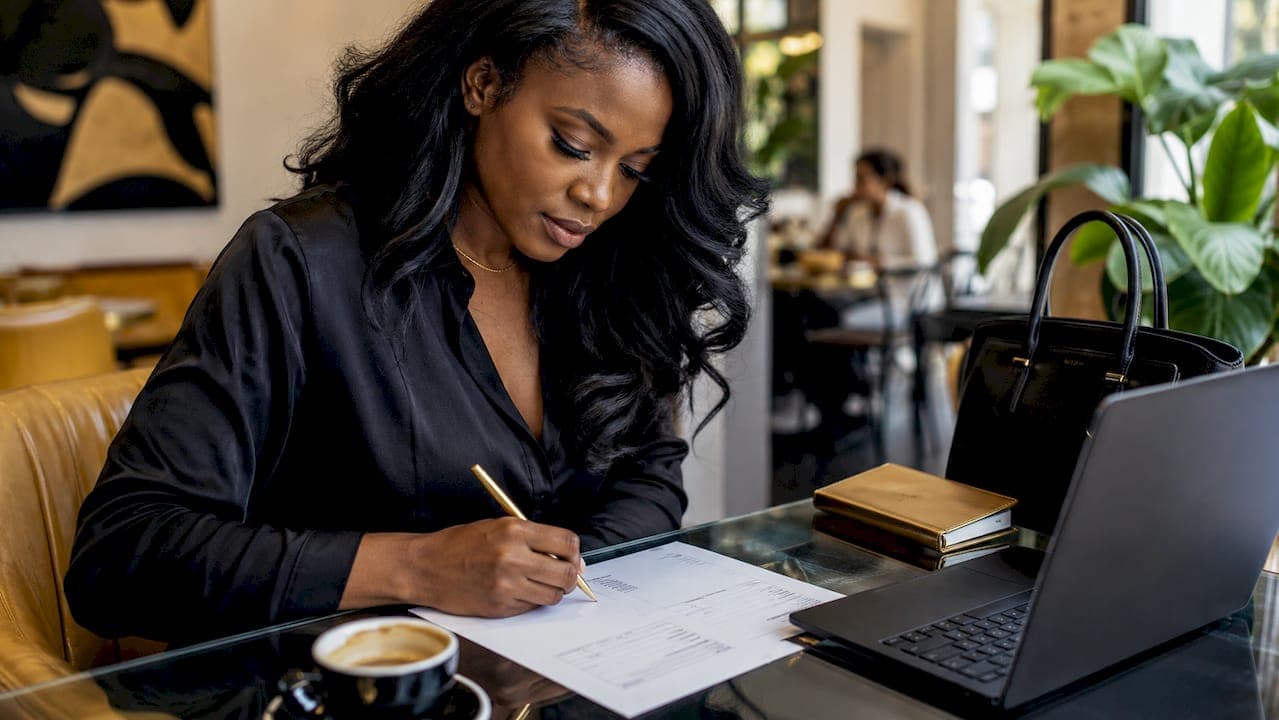 How to Invoice Brands as a UGC Creator in 2026